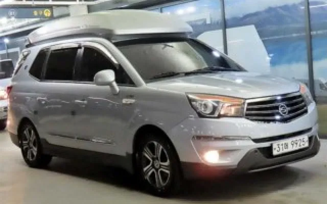 코란도 중고차 코란도투리스모 4WD 샤토 매물 사진 8 - 2014/04 146,546km
